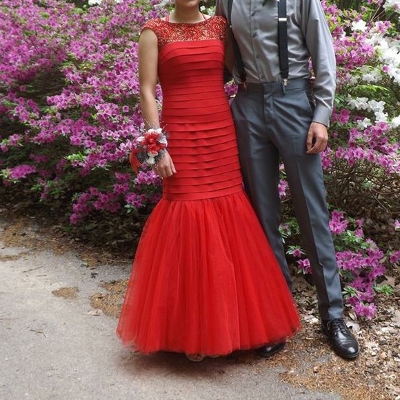 Sherri hill prom dress - Picture 2 of 4